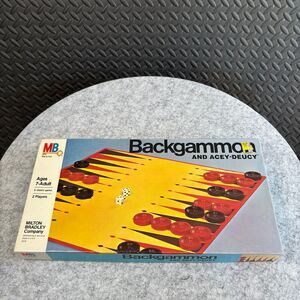 Vinyage 1973 Milton Bradley Backgammon and Acey-Deucy Board Game COMPLETE‎